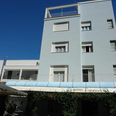 Everest Otel *