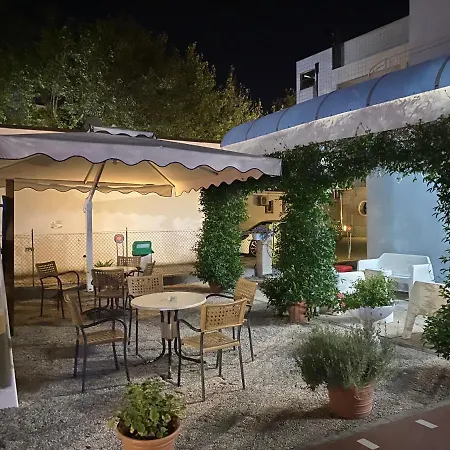 Otel Everest Cesenatico